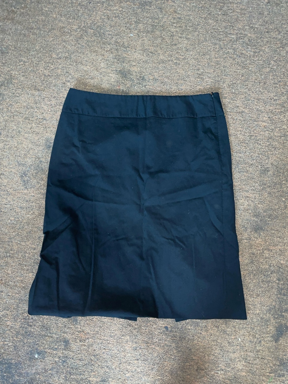 Banana Republic women’s dark navy pencil skirt